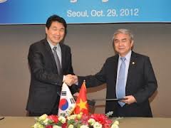 កូរ៉េខាងត្បូងនិងវៀតណាមចុះហត្ថលេខាលើកអនុស្សារណៈយោគយល់គ្នាអំពីកិច្ចសហប្រតិបត្តិការ